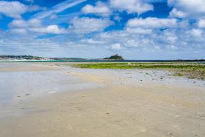Pebbles Marazion