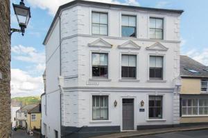 1 Bed in Fowey oc-m27634