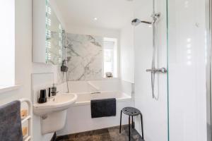 Caldbec House Stables