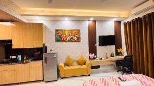 DNA stays Mallside heights