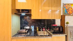 DNA stays Mallside heights