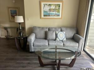 Exquisite 3 bedroom, 3 bath villa - 19E West Hyde Park - Kingston Plantation villa