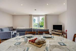 The Kingfisher at Canon Bridge Fishery