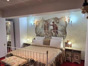 LEGENDS CHAMBERS by Grand Pier boutique trade mark location, 4 star rooms with unique historical themes decors with free breakfast only for king rooms and booking stays minim 4 nights