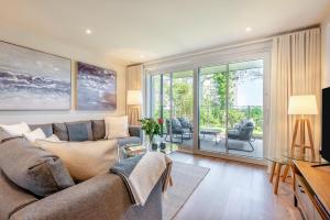 Harbour Reach - Padstow