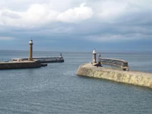 2 Bed in Whitby oc-w322