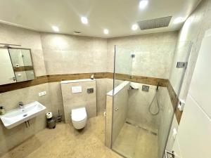 Modernes Apartment mit Balkon zwischen Chiemsee und Kampenwand