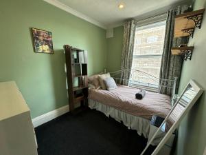 Flat in West Kensington