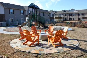 Landing Spectacular 1BD Clubhouse Pool