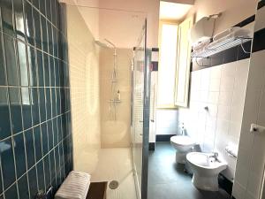 TrastevereHome-Historic Noble Palace in Trastevere with balcony