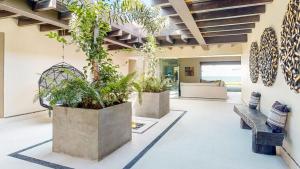 Porta Fortuna Villa Punta Mita Gates