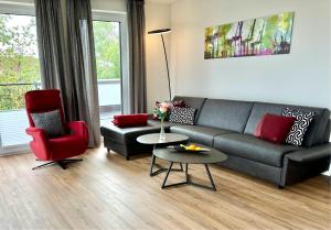 2000 - Penthouse Leni