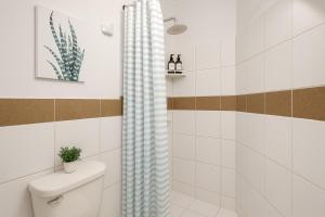 Habitación Pequeña dentro departamento compartido 402