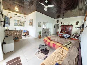 casa pé na areia próximo do centro