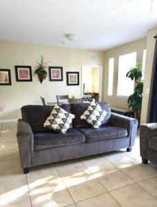 Beautiful 1st Floor Condo in Gated Cane Island, Close to Parks condo