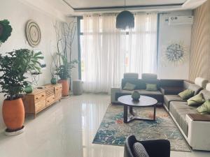 COMFORT INN-Executive Apartments