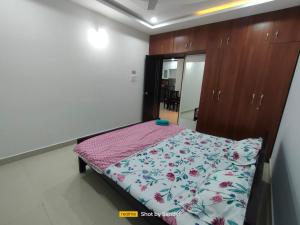 Cozy 3BHK Stay Near US Consulate, Nallagandla
