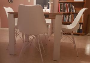 Chambres dhôte dans une Villa 4 façades - quartier vert et boisé - 5 kms de Namur