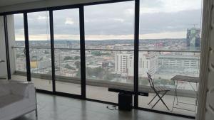 Penthouse Av Revolution