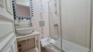 ÇATKAPI PANSİYON Çiftlikköy Çeşme -İzmir