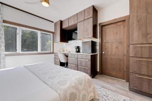 The Charter at Beaver Creek D3505