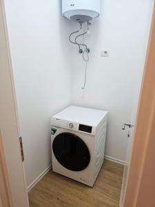 Diam Apartment - Liqeni i thate - apartment