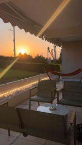 Beach house in the heart of Athens Riviera