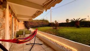 Beach house in the heart of Athens Riviera