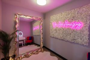 Cartier-Lux DT Unit-Skyline Views