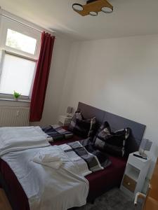 Sonnen Resort mit Balkon, 2 Schlafzimmer und mehr