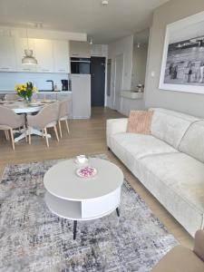 Polanki Aqua Apartament 3-pokojowy -PREMIUM - baseny, wellness i blisko morza GARAŻ