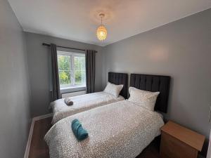 Entire place close to Airport & City