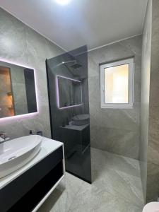 LoHa Luxury Apartment 2