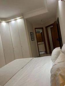 Flat Sequoia Residence