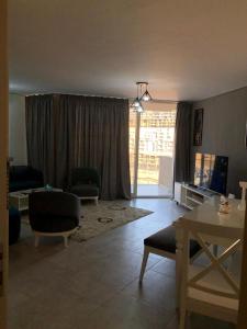 شاليه للايجار في المونت جلاله العين السخنه 3 غرف مكيف بالكامل