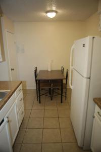 Cozy Apartment Near Fort Sill Perfect for Military Families & Visitors