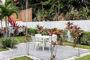 The Sailors Perch, Unit 6