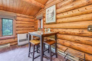 Ski, Hike and Snowshoe Homer Getaway with Fire Pit