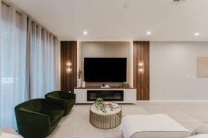 6BR Home w Pool at Solara Near Disney