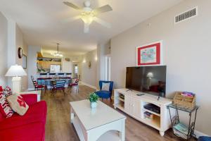 Sunrise Beach 704 - Beachfront Condo