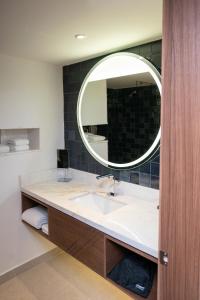 Courtyard by Marriott Puebla Las Animas