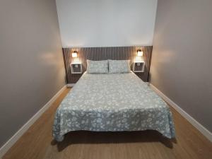 Apartamento a 50 metros da Praia com Piscina e Estacionamento