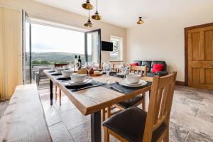 Greengrove Farmhouse Glasallt