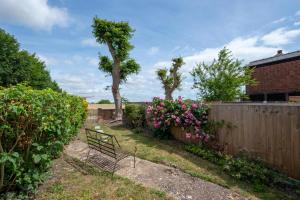 Cookies Coastguard Cottage