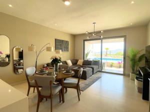 Brand New Spacious and beautiful Vista Vela Sunset Getaway