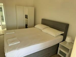 Apartments with parking space Sabunike, Zadar - 14490