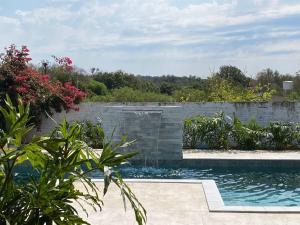 Casa de Campo - 15 Minutos das Cataratas e Aeroporto - Piscina com água salgada e muito espaço ao ar livre