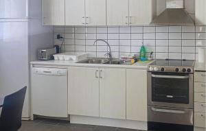 Cozy Home In Kårböle With Wifi