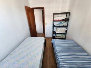 Dois quartos na quadra do mar na Enseada do Suá