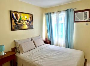 DaLei 2-330 Sleeps 8pax at Marina Spatial Condominium in Dumaguete City